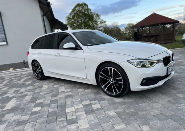 BMW Seria 3 cena 62900 przebieg: 167000, rok produkcji 2015 z Legnica małe 352